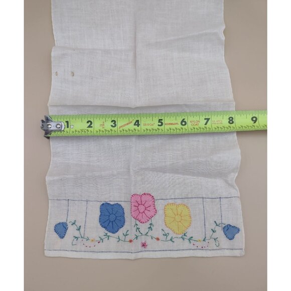 Vintage Hand Stitched Floral Linen Napkins Set Of 4 Flowers Handkerchiefs - Picture 9 of 10